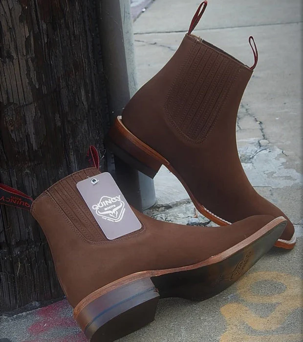 Botines Charros Quincy de Gamuza con Punta Cuadrada Cafe - Image 2