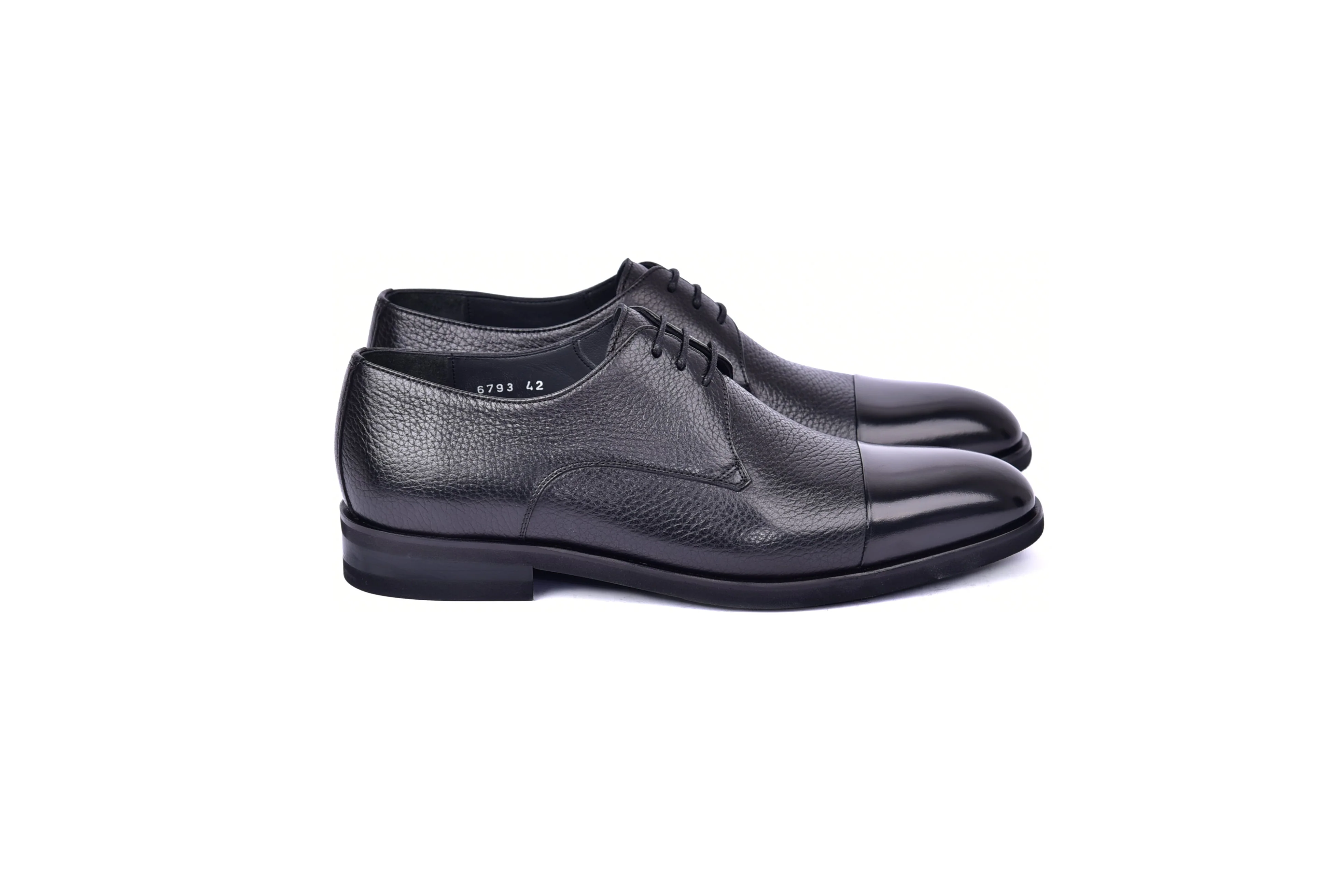 C001105-6793 Cap Toe Deer Skin- Black - Image 2