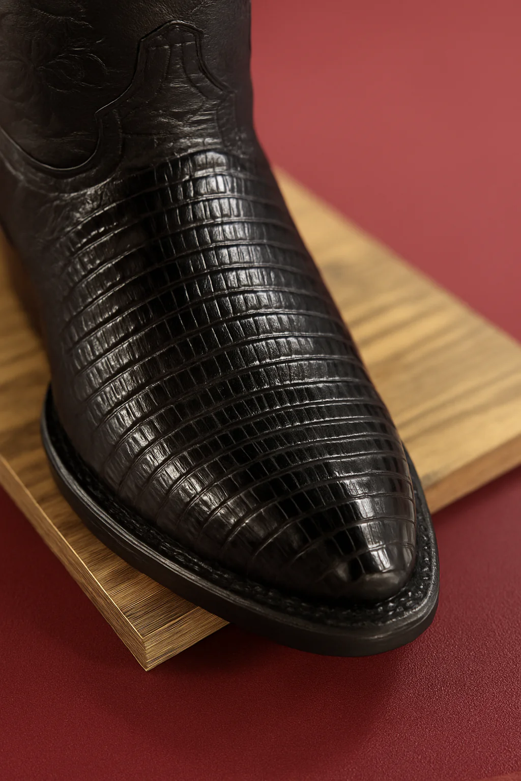Lizard Print Western Boots - Image 12