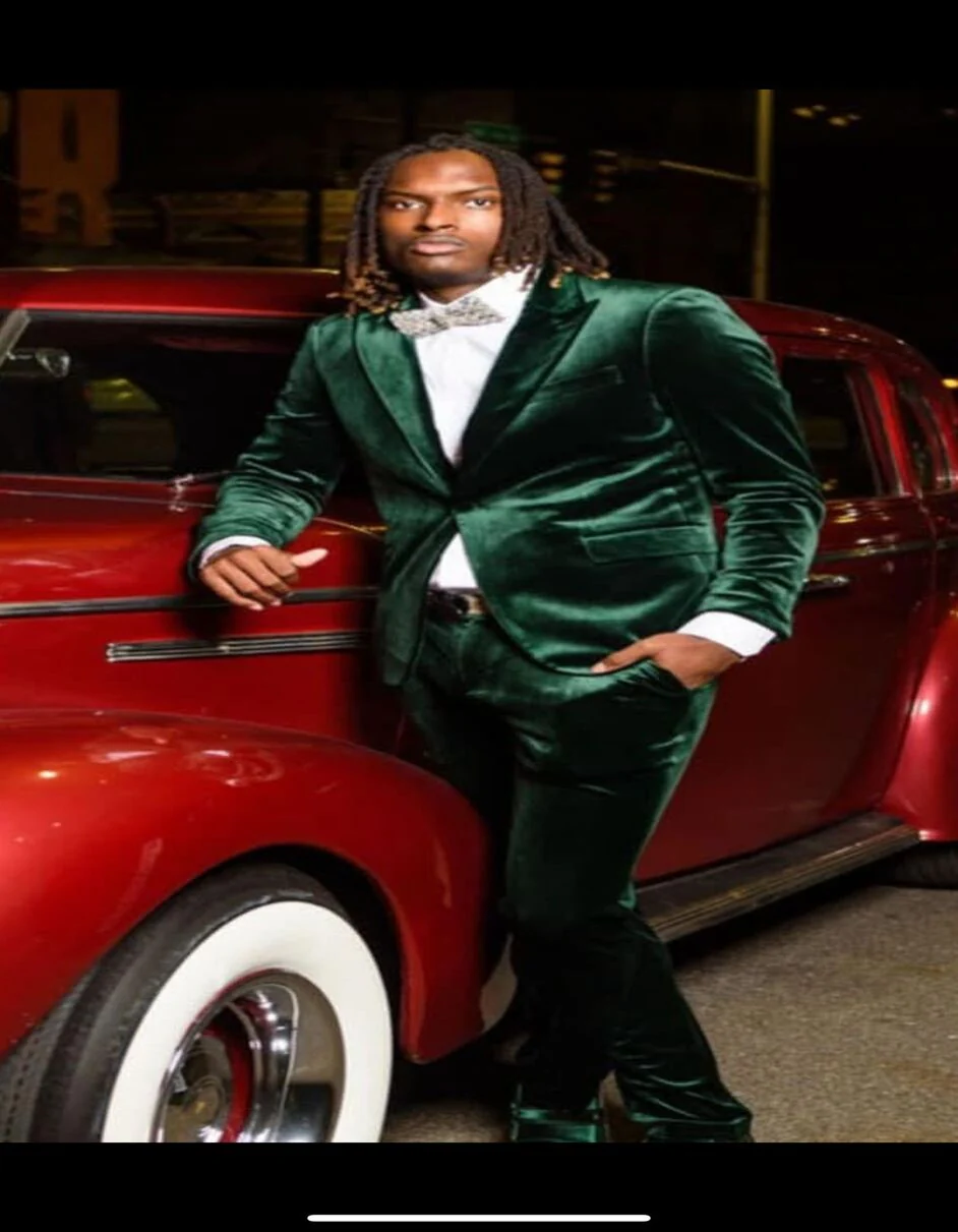 Men’s Emerald Green Velvet Suit – Slim Fit Tuxedo for Weddings, Prom, and Red Carpet Events - Image 5