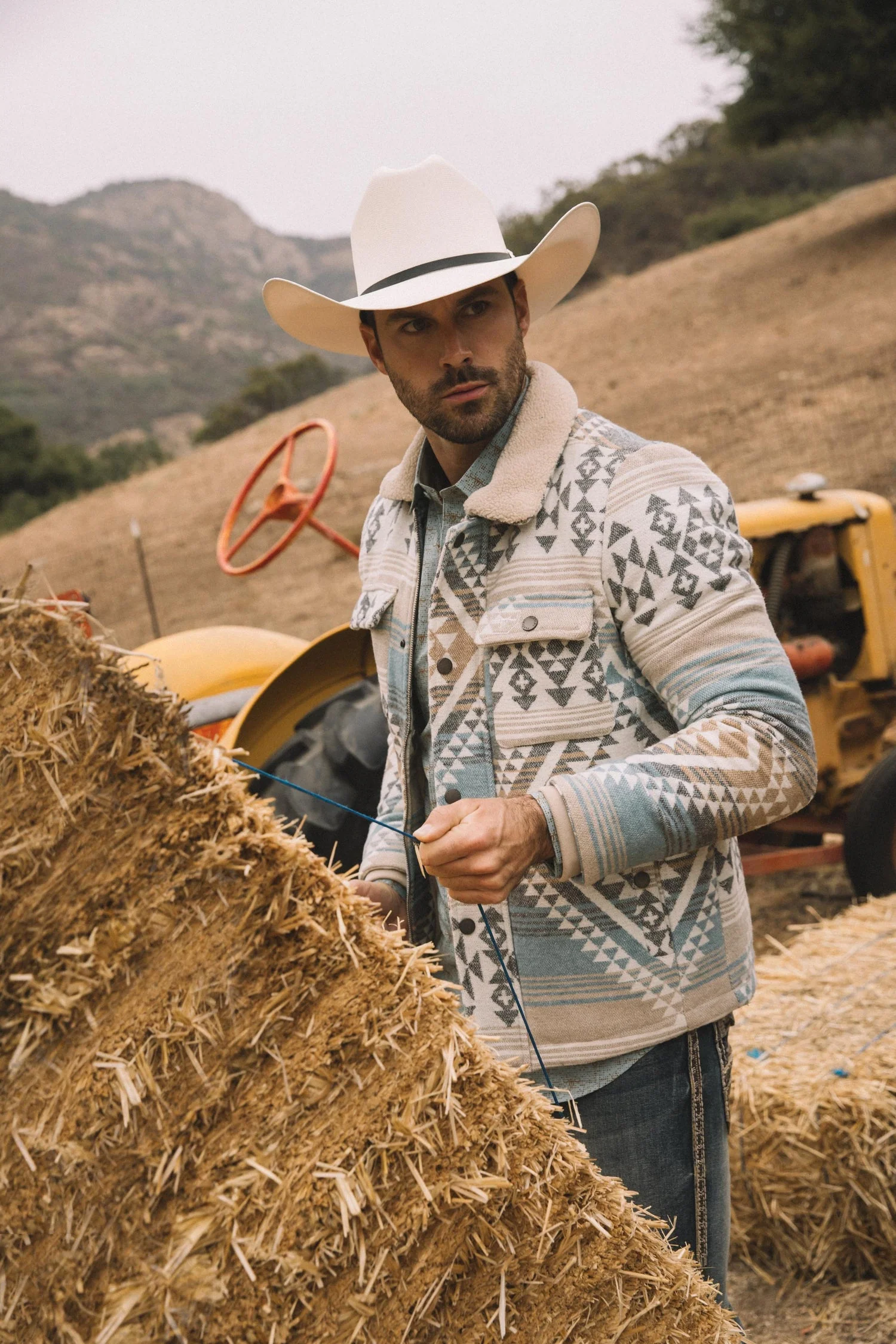 Men’s Aztec Tribal Quilted Twill Jacket – Beige Casual Outerwear - Image 3