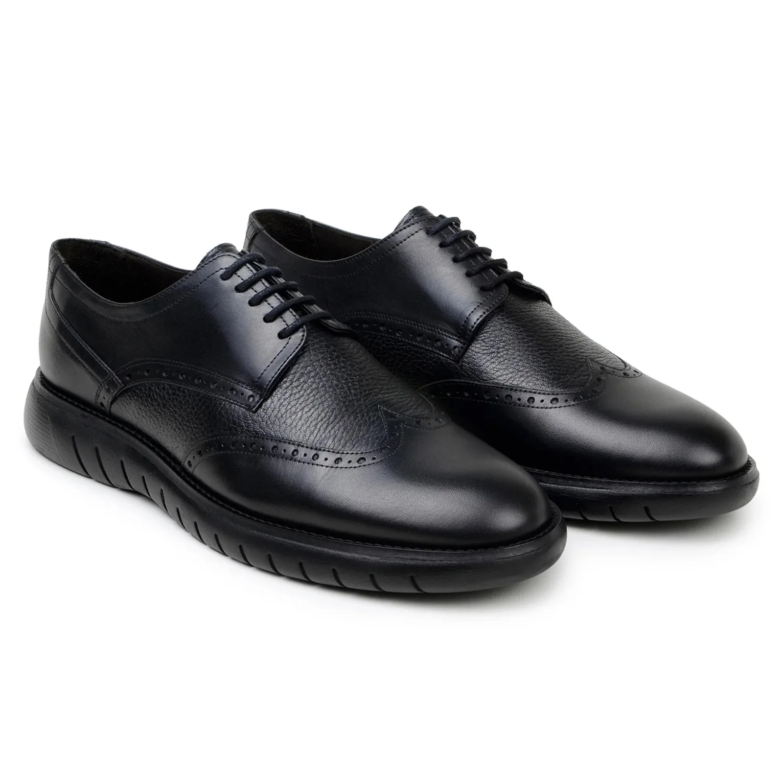 Men's Belvedere Enzo Nappa Leather Casual Wingtip Dress Shoe in Black - Image 3