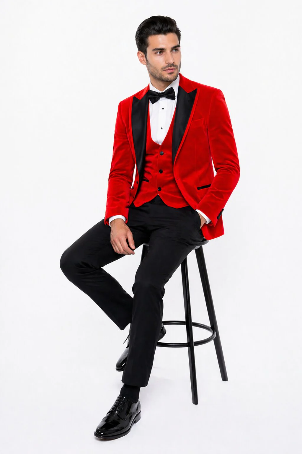 Mens Designer Velvet Tuxedo Jacket in Red - Image 5
