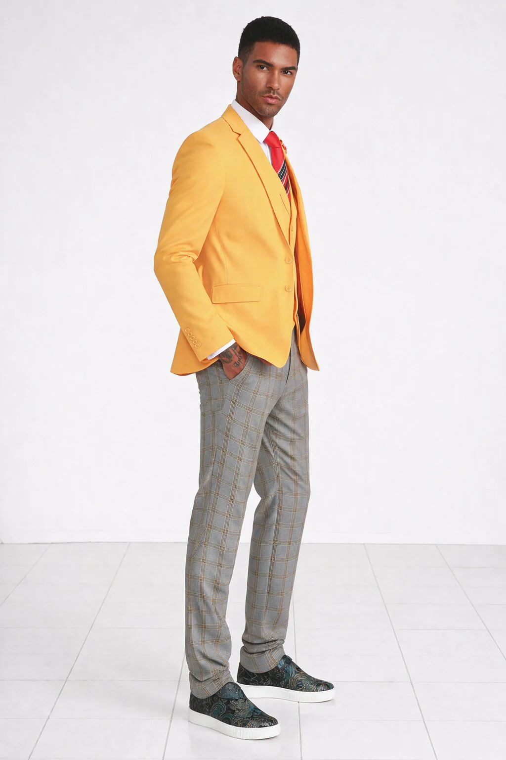 "Canary Yellow Men's Summer Suit with Two Button Vest & Plaid Pants" - Image 7