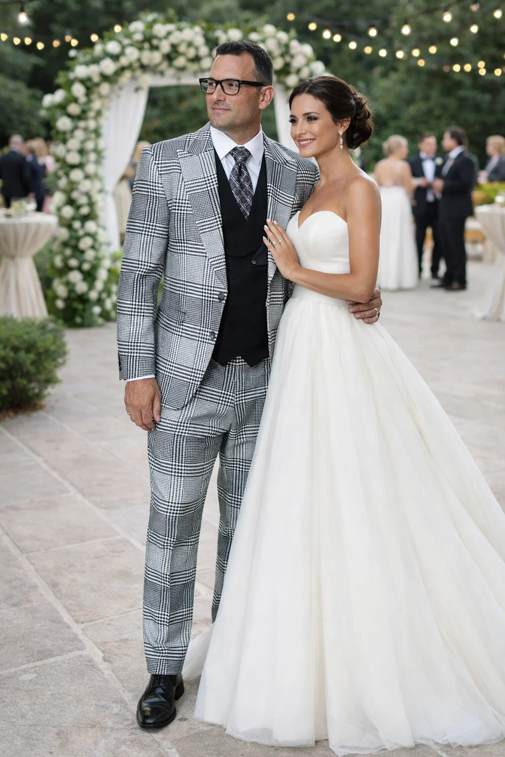 Statement Men’s 3-Piece Plaid Wool Suit – 100% Wool Modern Fit with Peak Lapel - Image 7